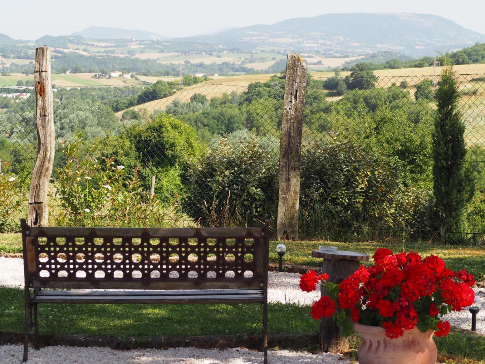 Agriturismo Il Castellaro Sassoferrato Exterior photo