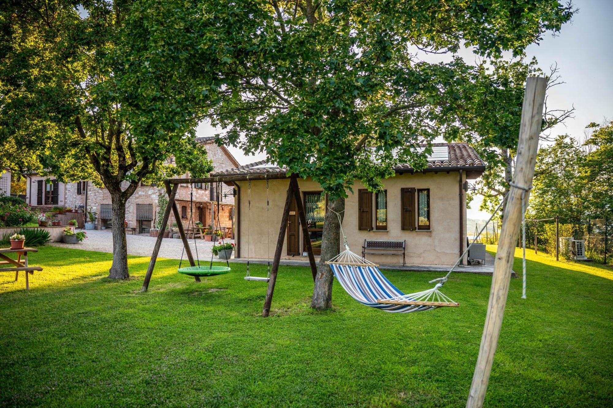 Agriturismo Il Castellaro Sassoferrato Exterior photo